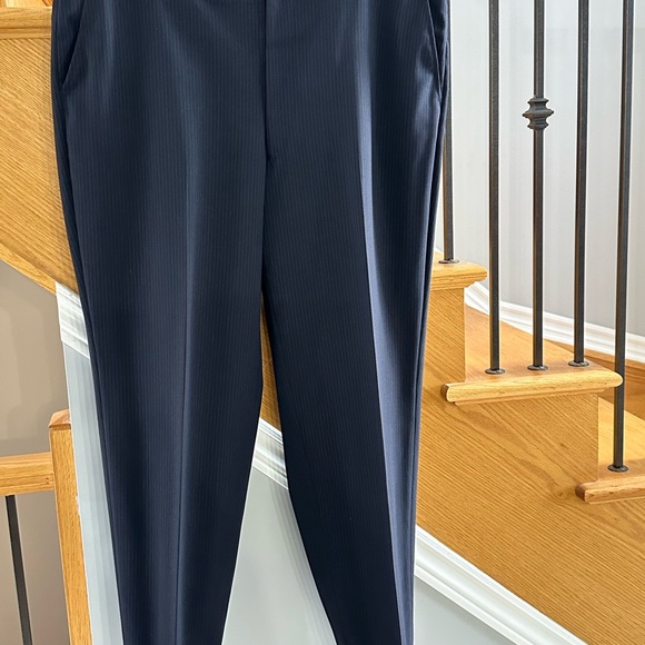 Giorgio Armani Suit - Navy Blue - Picture 8 of 15